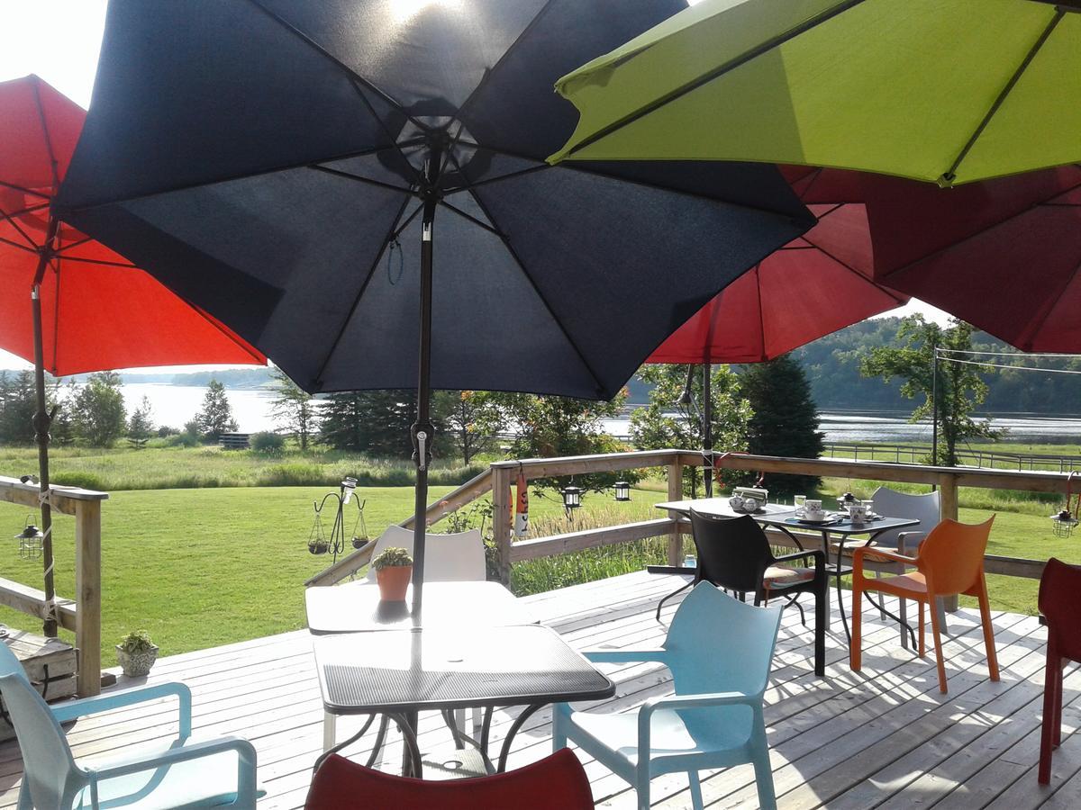 L'Ancrage B&B And Cottages Saint Louis de Kent Exterior foto